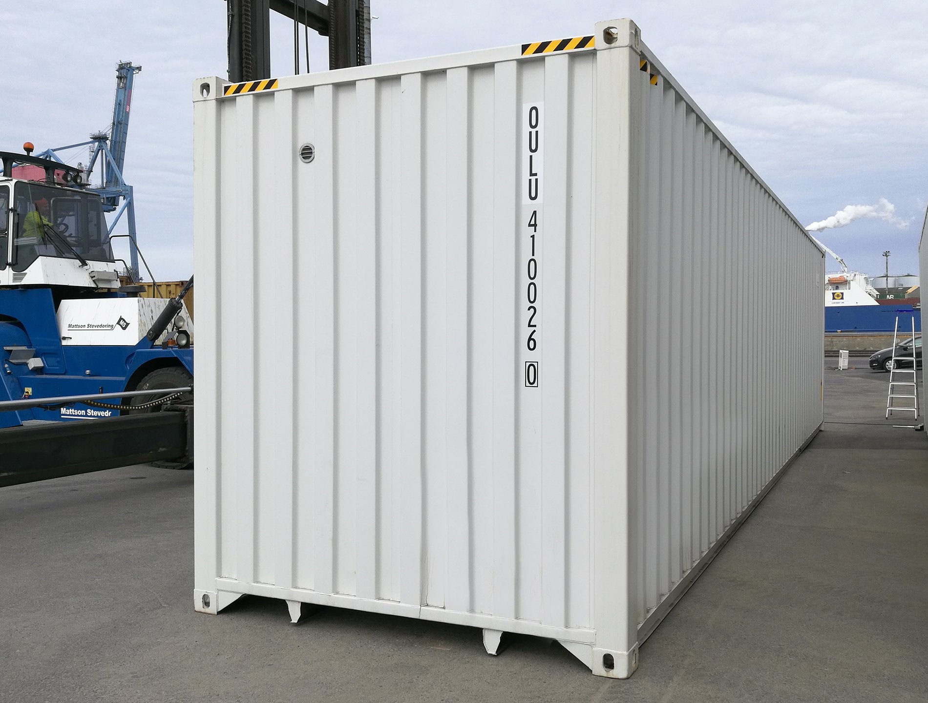 New  40'  container with Side doors